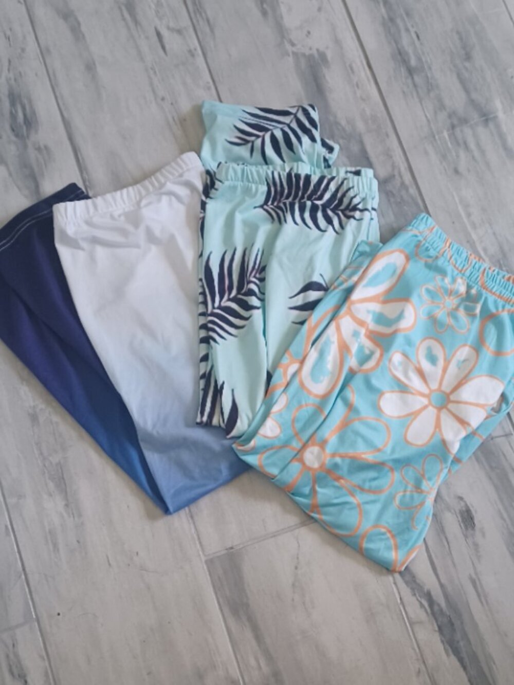 NEW Qty 3 Pairs Cozy Colorful Capri Leggings/Yoga/Lounge/PJ's Set XL